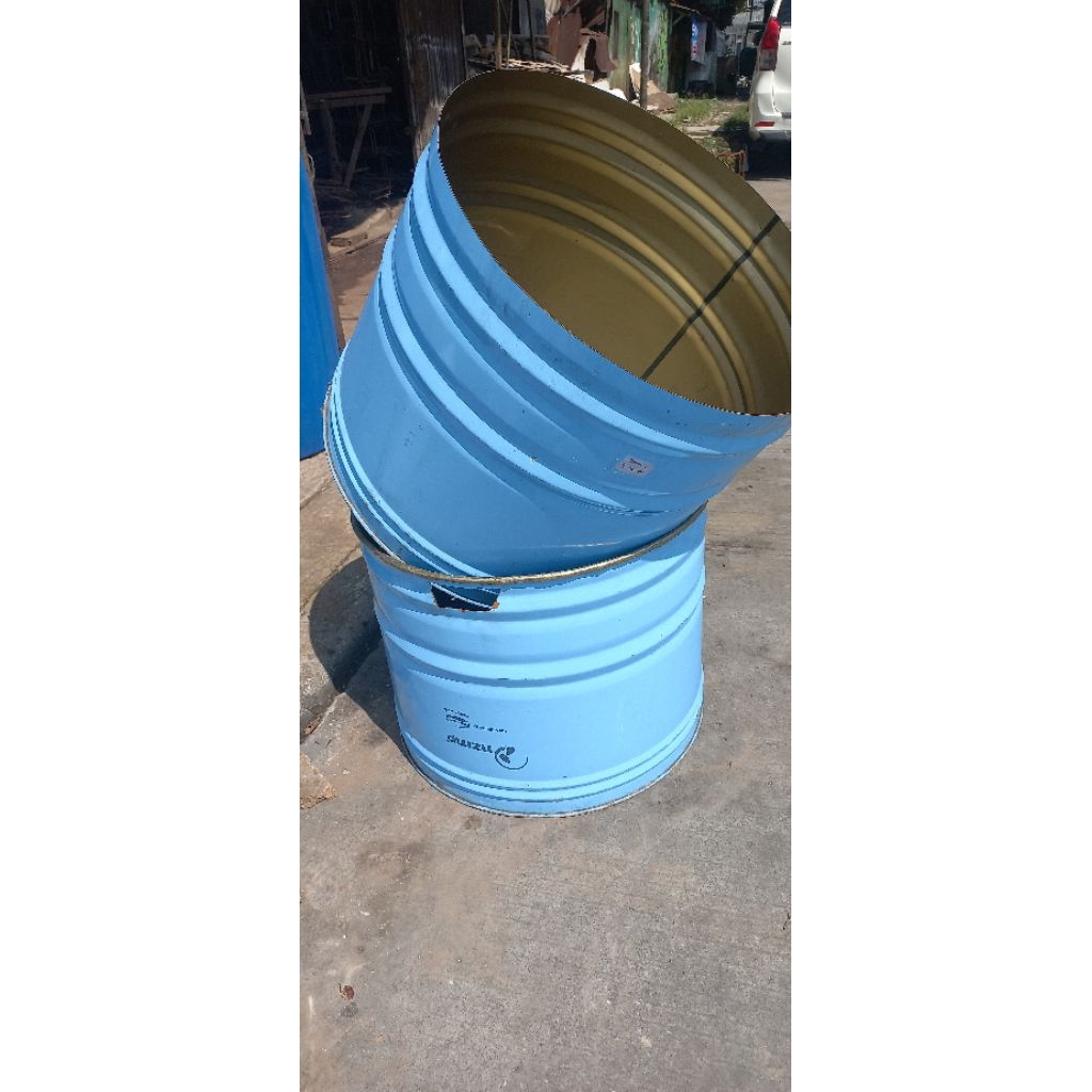 Drum Sepotong bekas kapasiras 100 Liter untuk tempat bakar sampah, pot bunga, Penyimpanan lainya