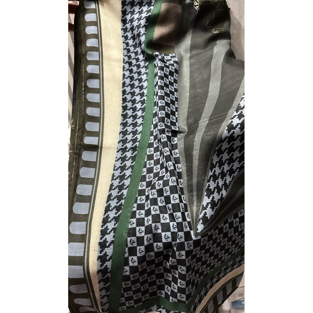 Vivi Zubedi  Scarf / VZ Scarf Hexaa ORIGINAL by Vivi Zubedi / Vivi Zubedi Hexaa Voal MOSS GREEN