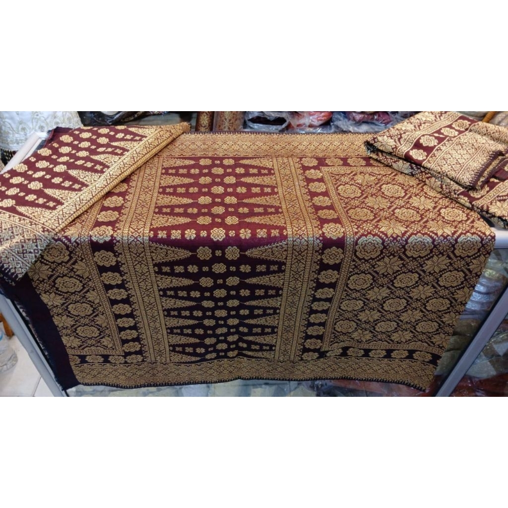 Songket tenun palembang