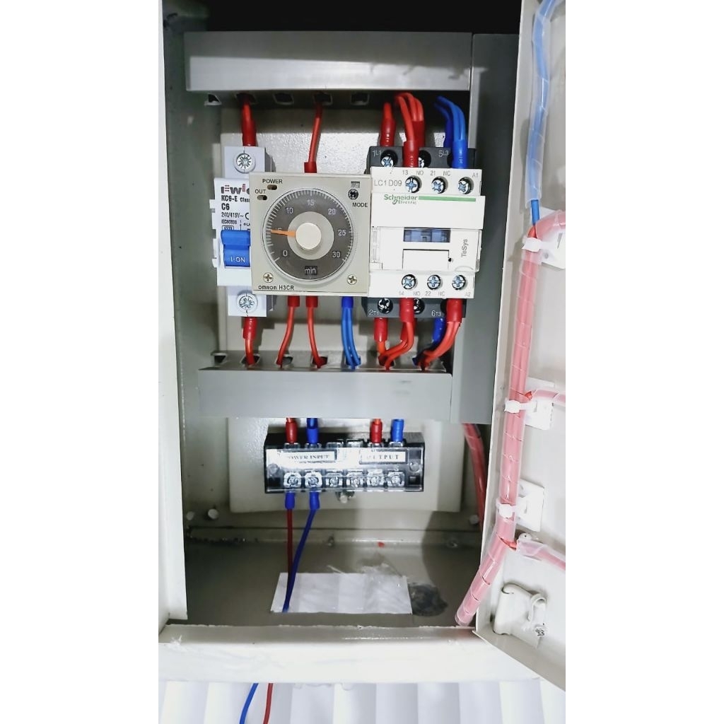 panel timer on/off delay timer omron