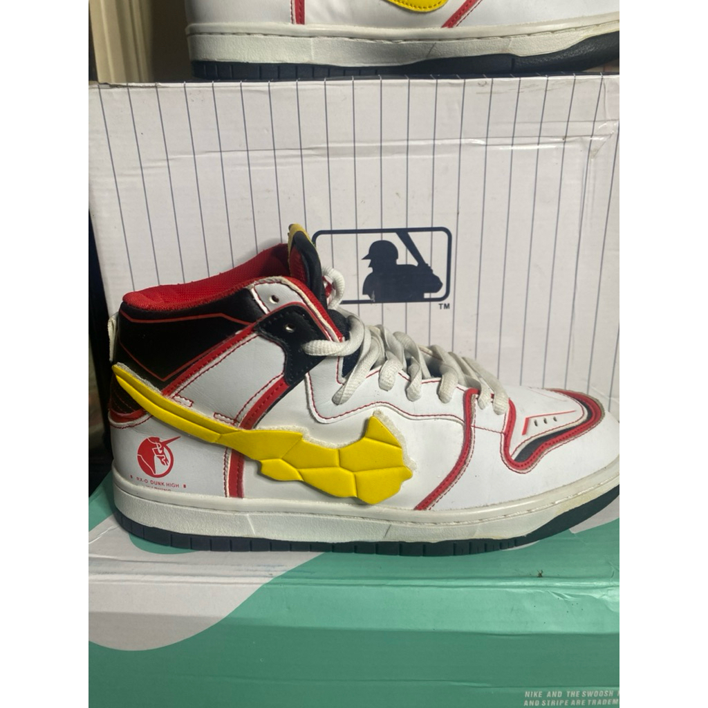 Sepatu sneaker nik3 gundam (preloved)