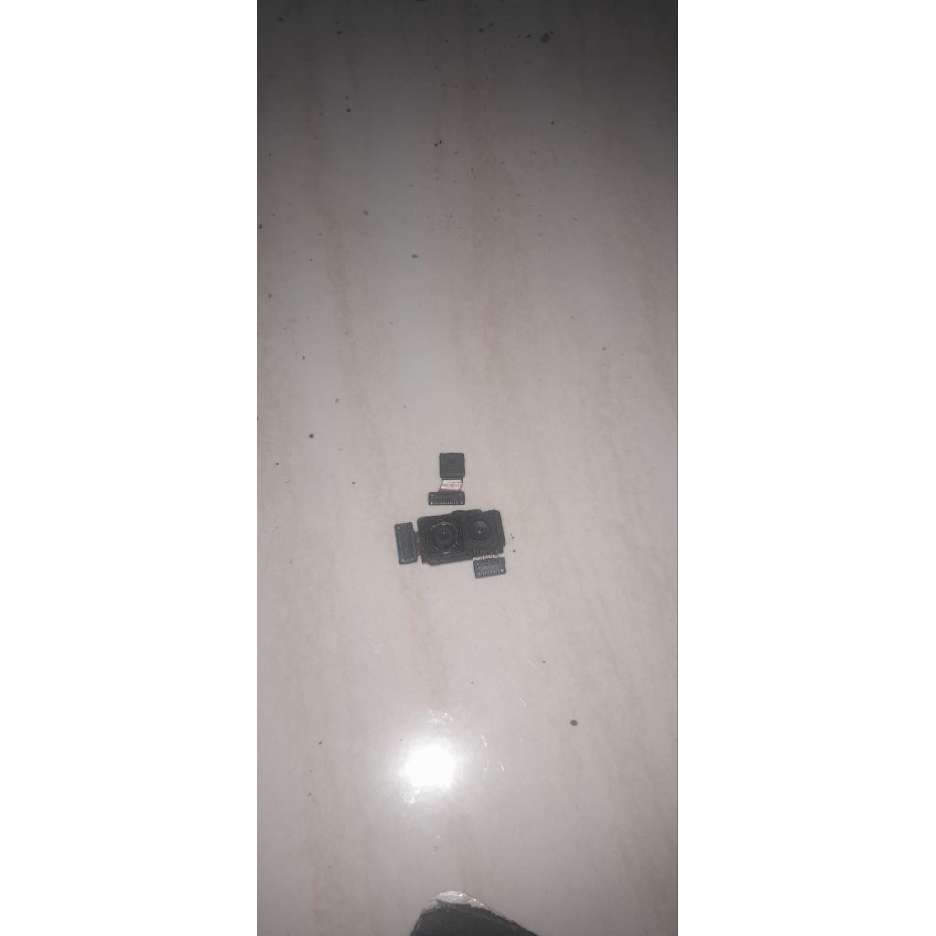 kamera depan belakang samsung a20