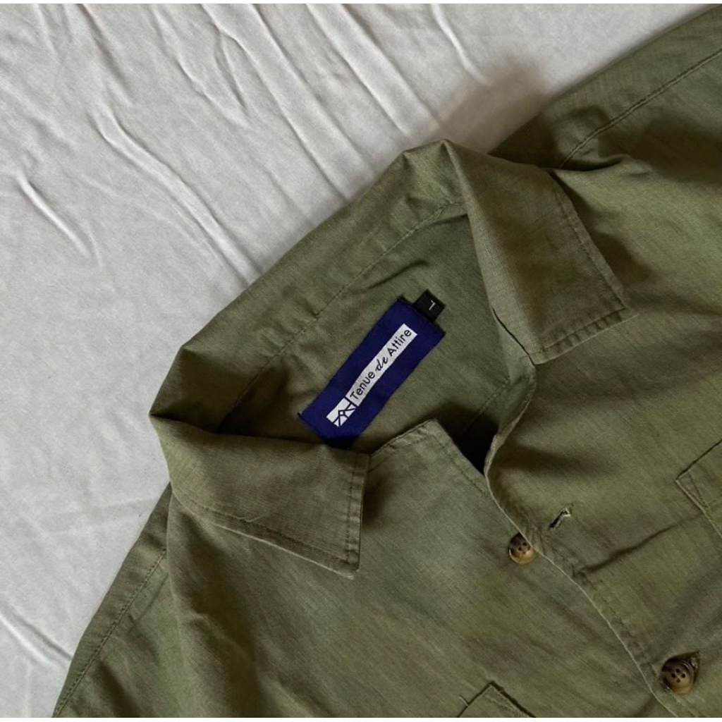 Tenue de Attire green