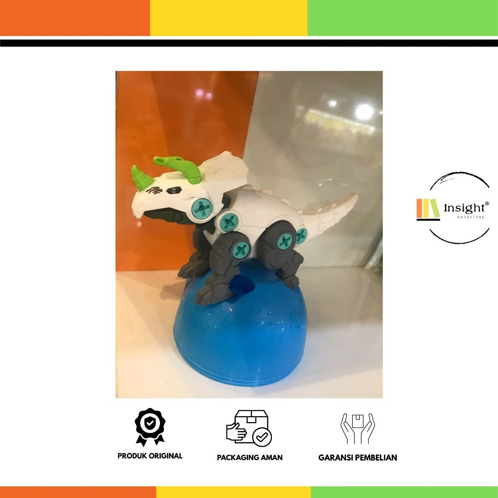 Cute Children Dinosaurus Egg box Jurrasic Character in Box Green Blue.