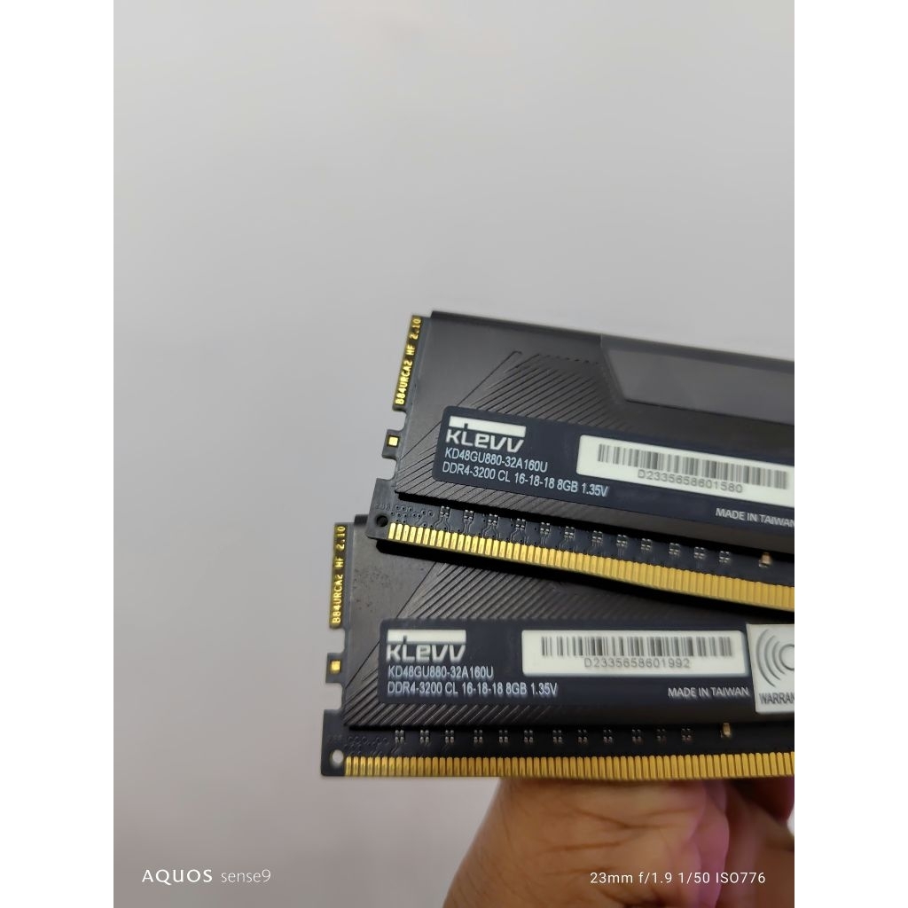 RAM KLEVV BOLT X DDR4 2X8gb