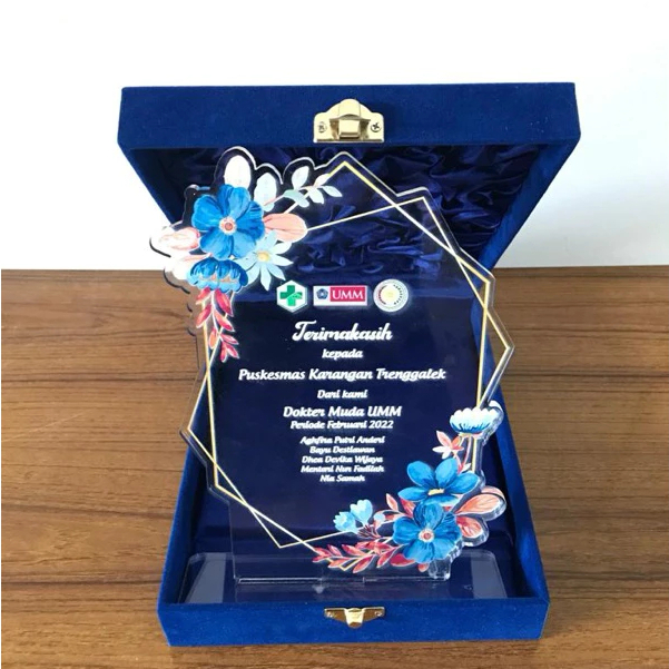 Plakat Akrilik Custom Sehari Jadi