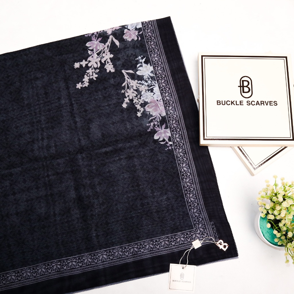HIJAB SEGIEMPAT MOTIF BOX BUCKLE SCARVES / HIJAB MOTIF SERAGAMAN BOX BUCKLE SCARVES /HIJAB MOTIF BOX