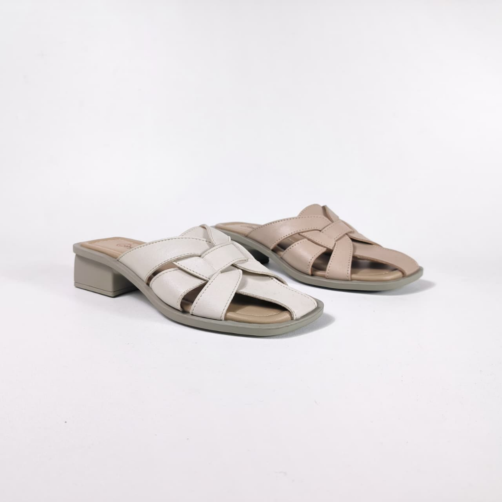 Sandal Selop Casual Wanita DONATELLO AV.54501 (36-40)