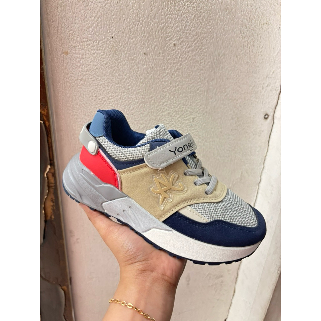 Sepatu Sneaker yongkidz promo