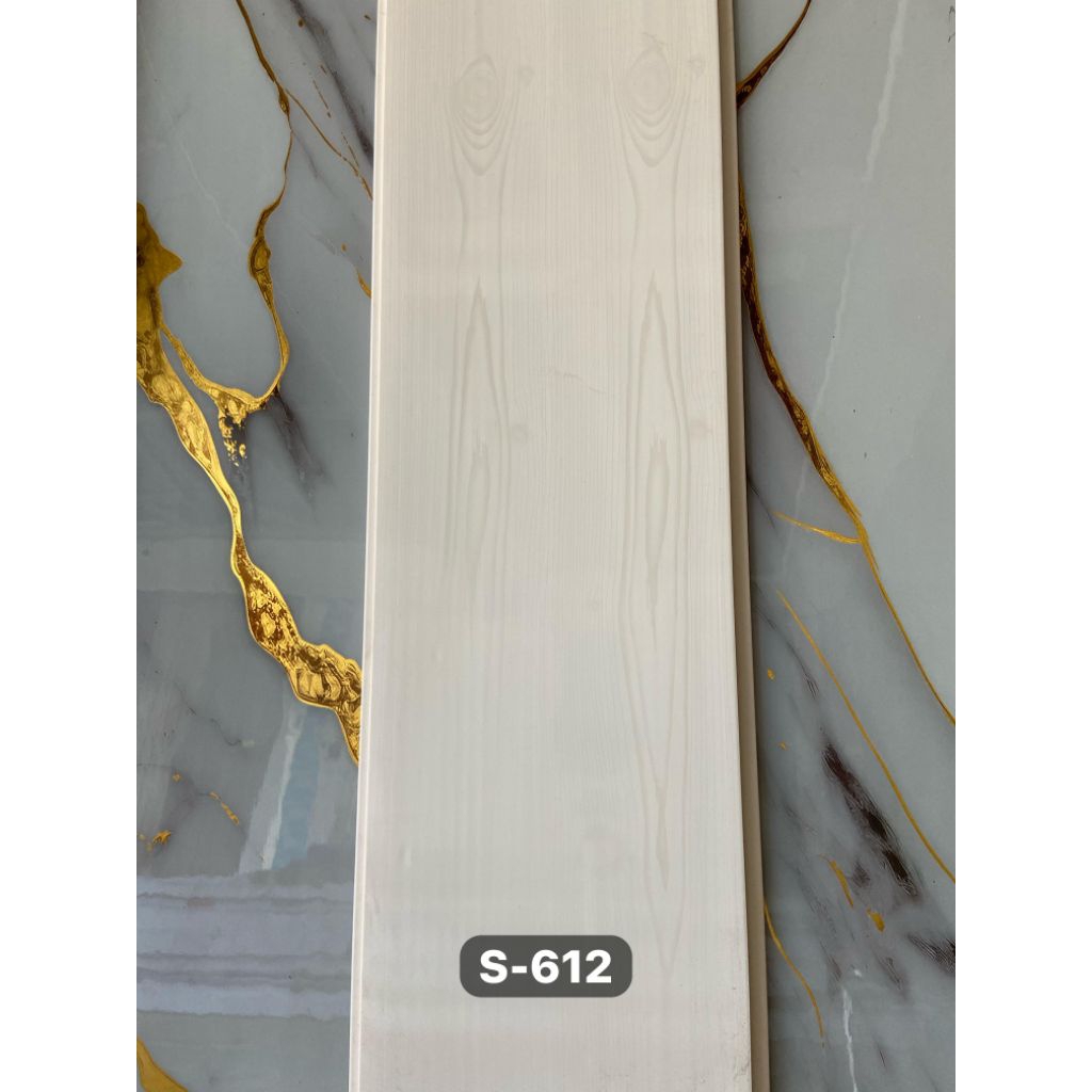 Plafon PVC Putih serat kayu glossy HODA S-612