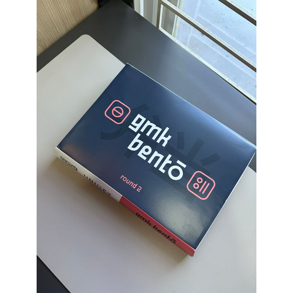 GMK bento R2 original keycaps like new