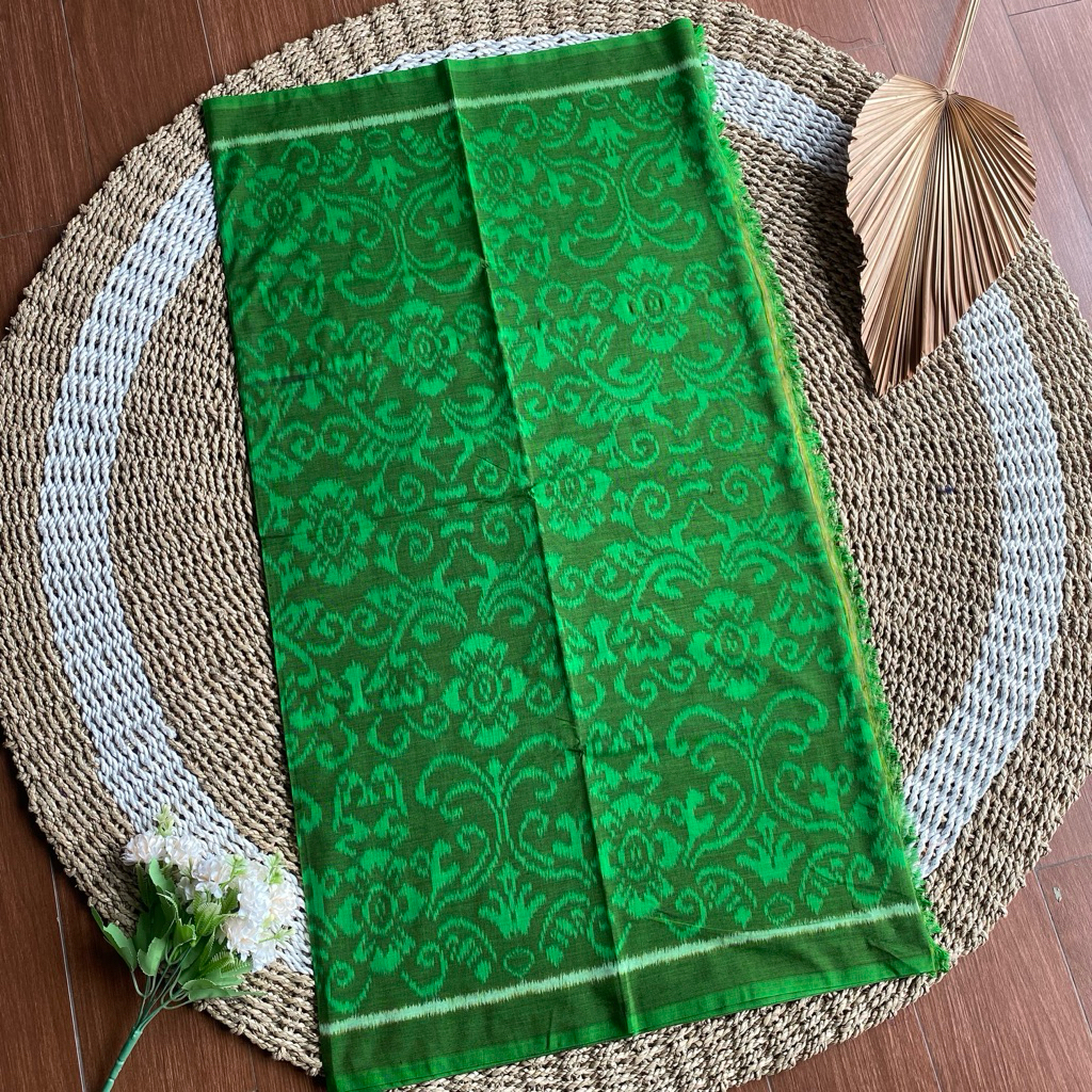 KAIN TENUN ENDEK KHAS BALI MOTIF PATRA HIJAU GRINGSING