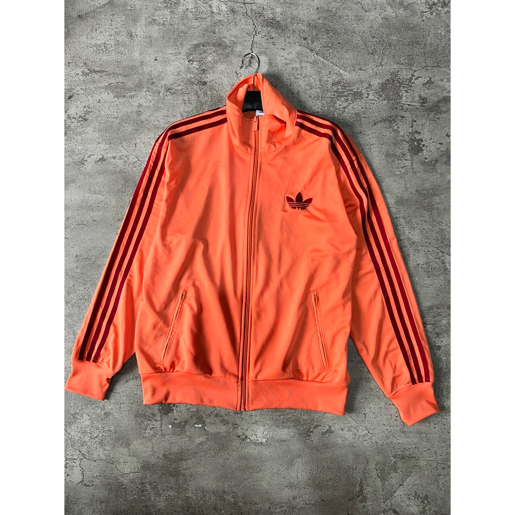 Tracktop Adidas Firebird New Release