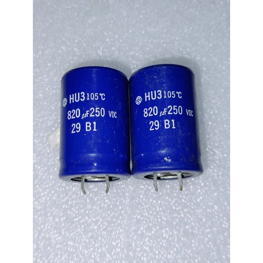 elco 250V 820UF Diameter 3cm