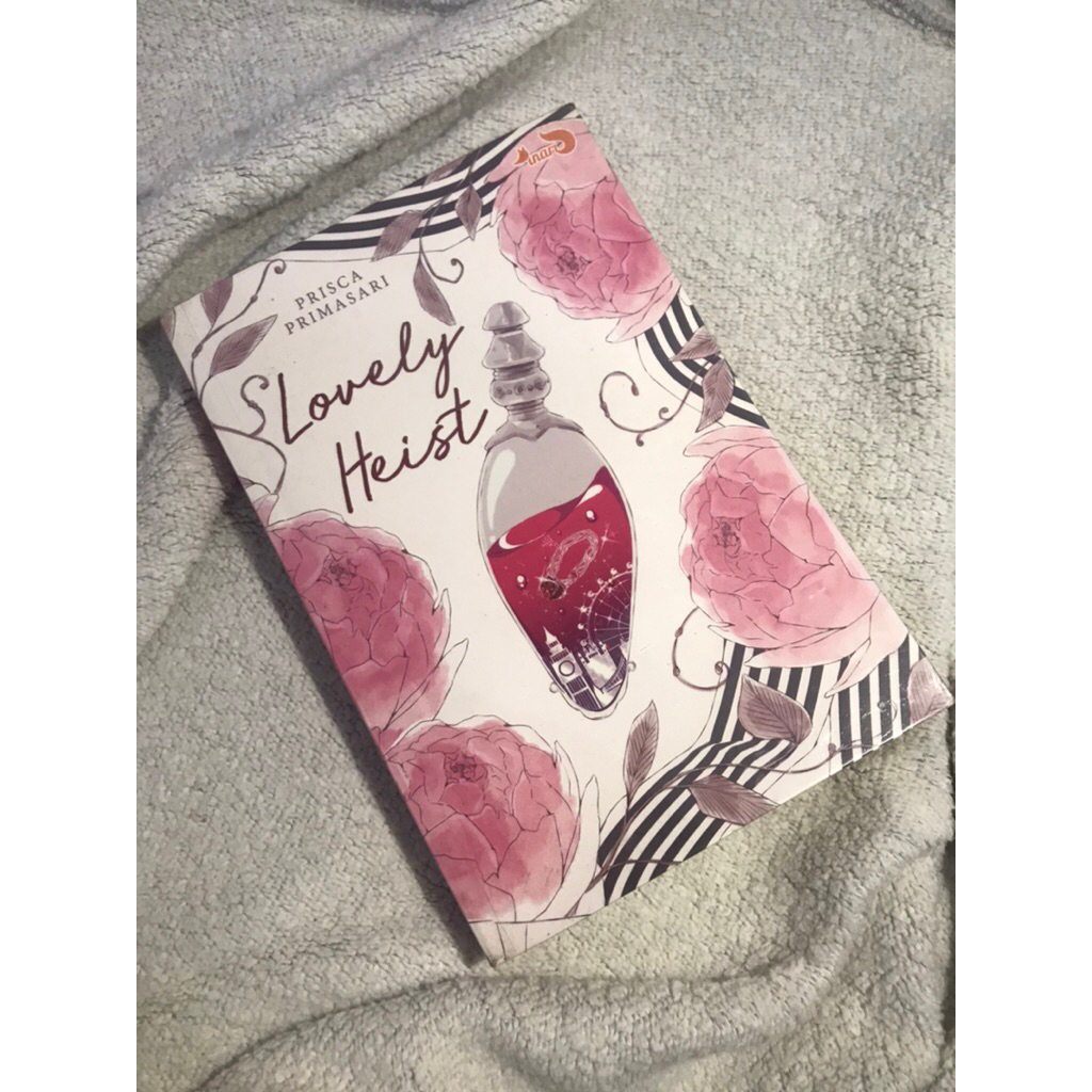 preloved novel lovely heist by prisca primasari (ori+good condi)