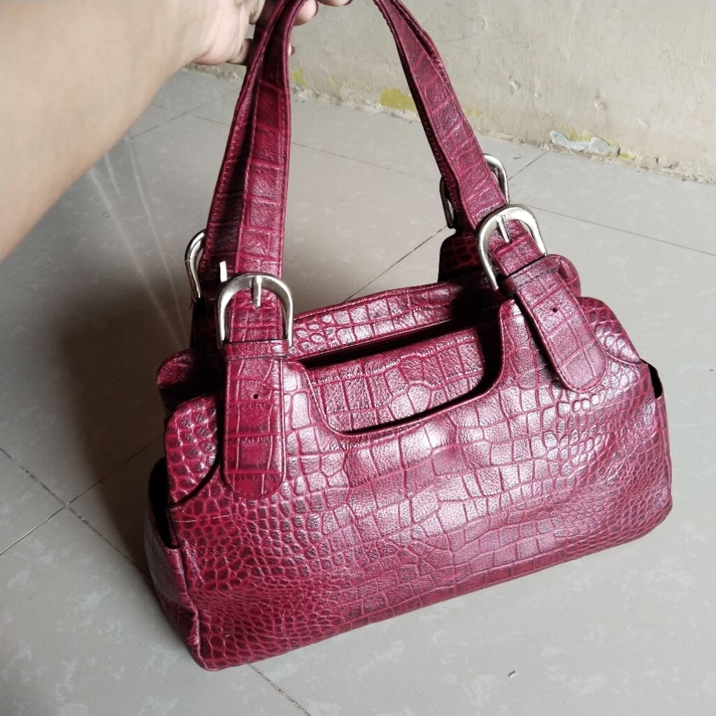 Christian Ontani Italy Shoulder bag Croco Marun