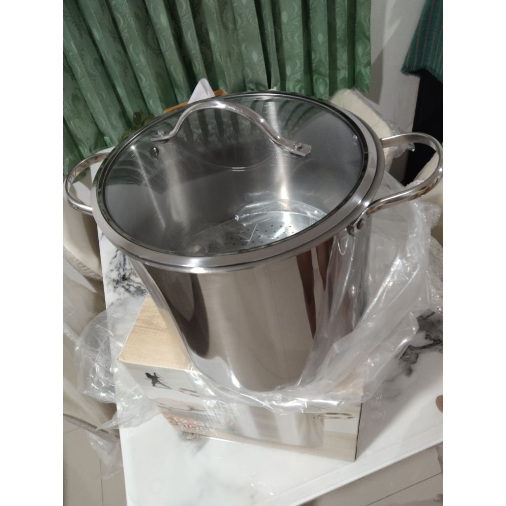 Stock pot medeenalux 12QT