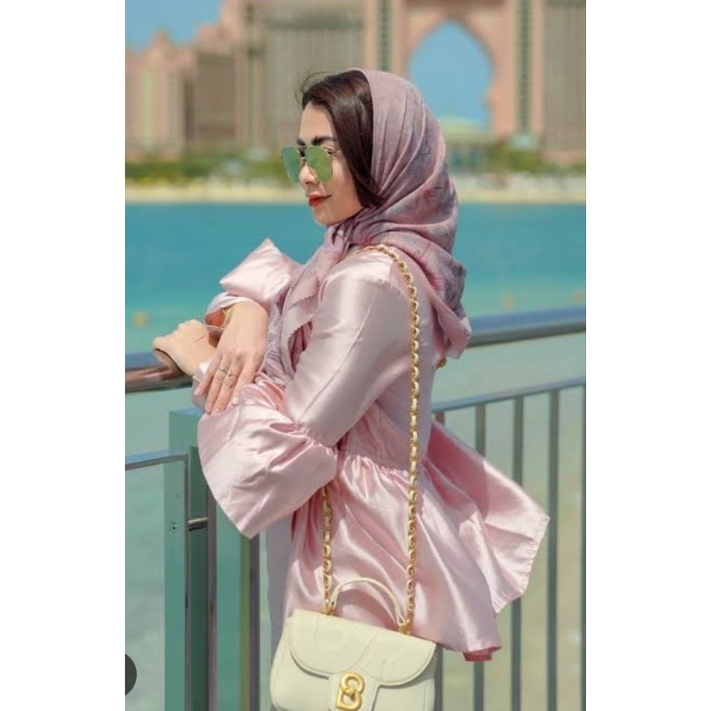 BUTTONSCARVES DEFECT PL HIJAB/BACA DESKRIPSI