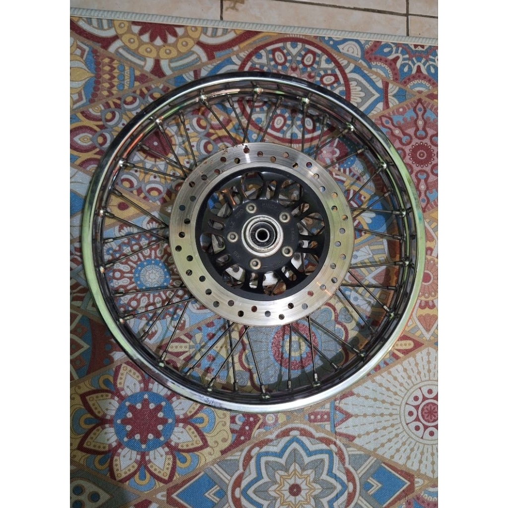 velg depan verza original