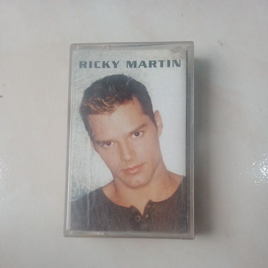 kaset pita Ricky Martin