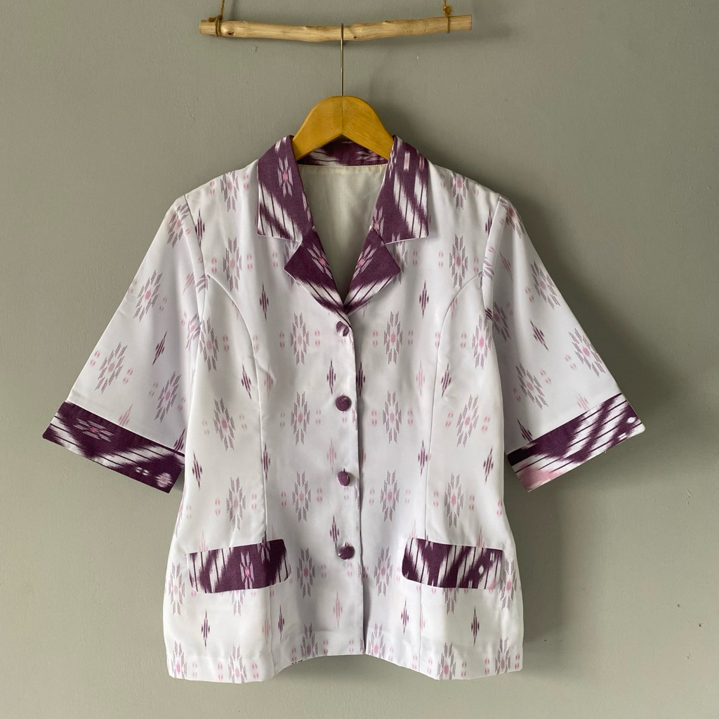 Atasan Wanita Batik Putih Ungu