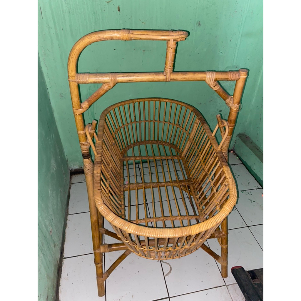 AYUNAN BAYI/AYUNAN BAYI ROTAN GANTUNG/ALAS KASUR ROTAN BAYI
