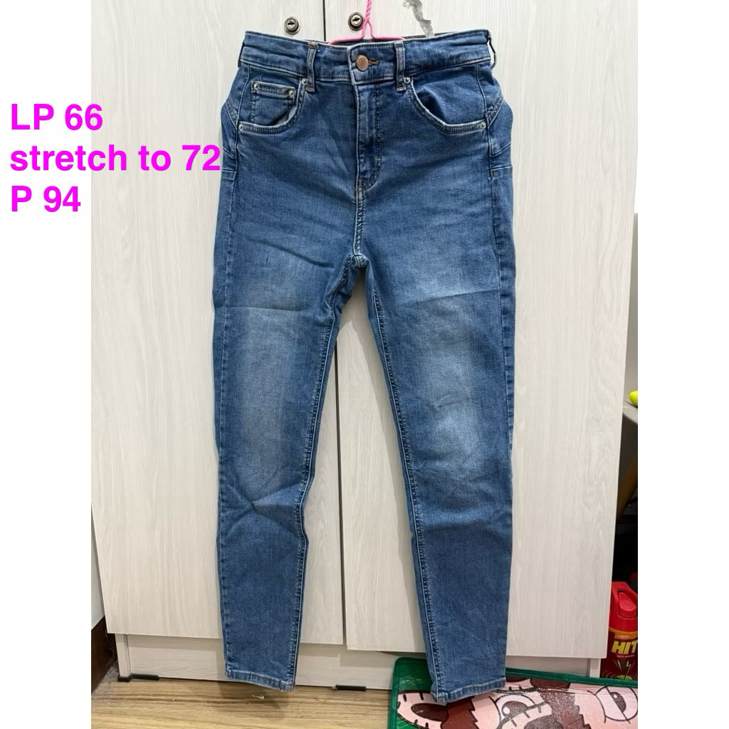 PRELOVED CELANA JEANS SKINNY PUSH UP PULL&BEAR SIZE 38