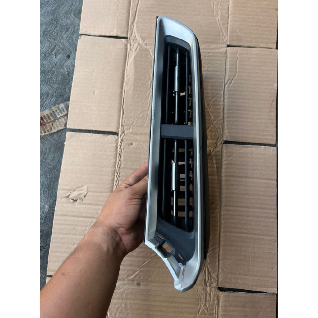 Kisi AC Jazz GK5 Tengah