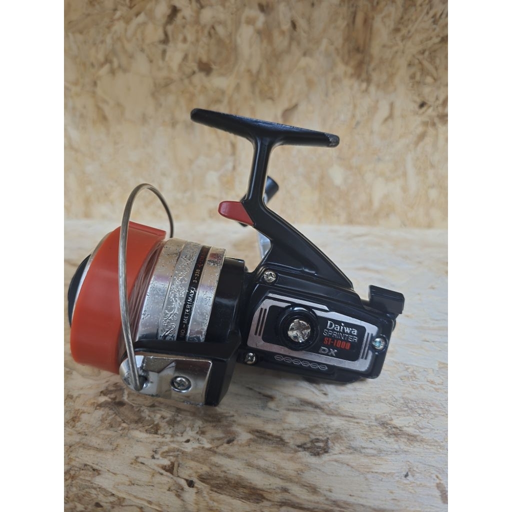 reel spinning daiwa sprinter st-1000dx (d-126)