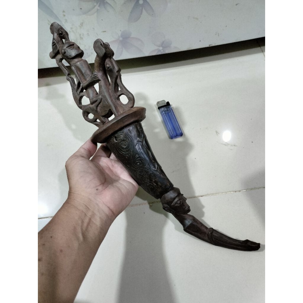 Tempat obat kuno Raja batak dari tanduk dan kayu pjg41cm
