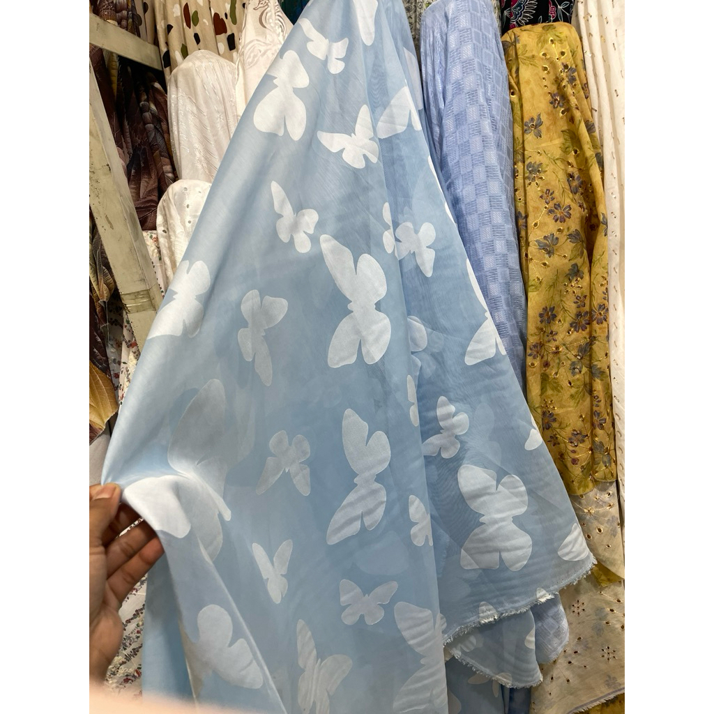 BAHAN KAIN ORGANZA MOTIF KUPU-KUPU/ORGANZA MOTIF/BISA BIKIN GAUN ,DRESS WANITA,UOTER TERBARU/CUMAN S