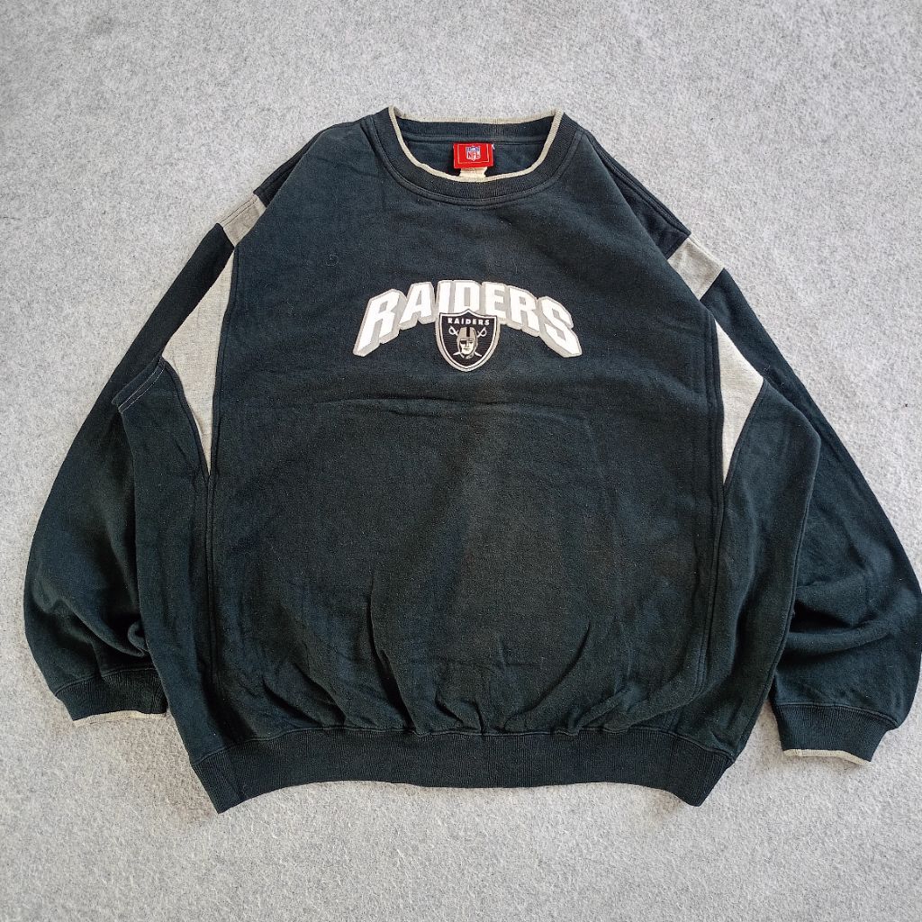 Vintage NFL Raiders Sweatshirt
