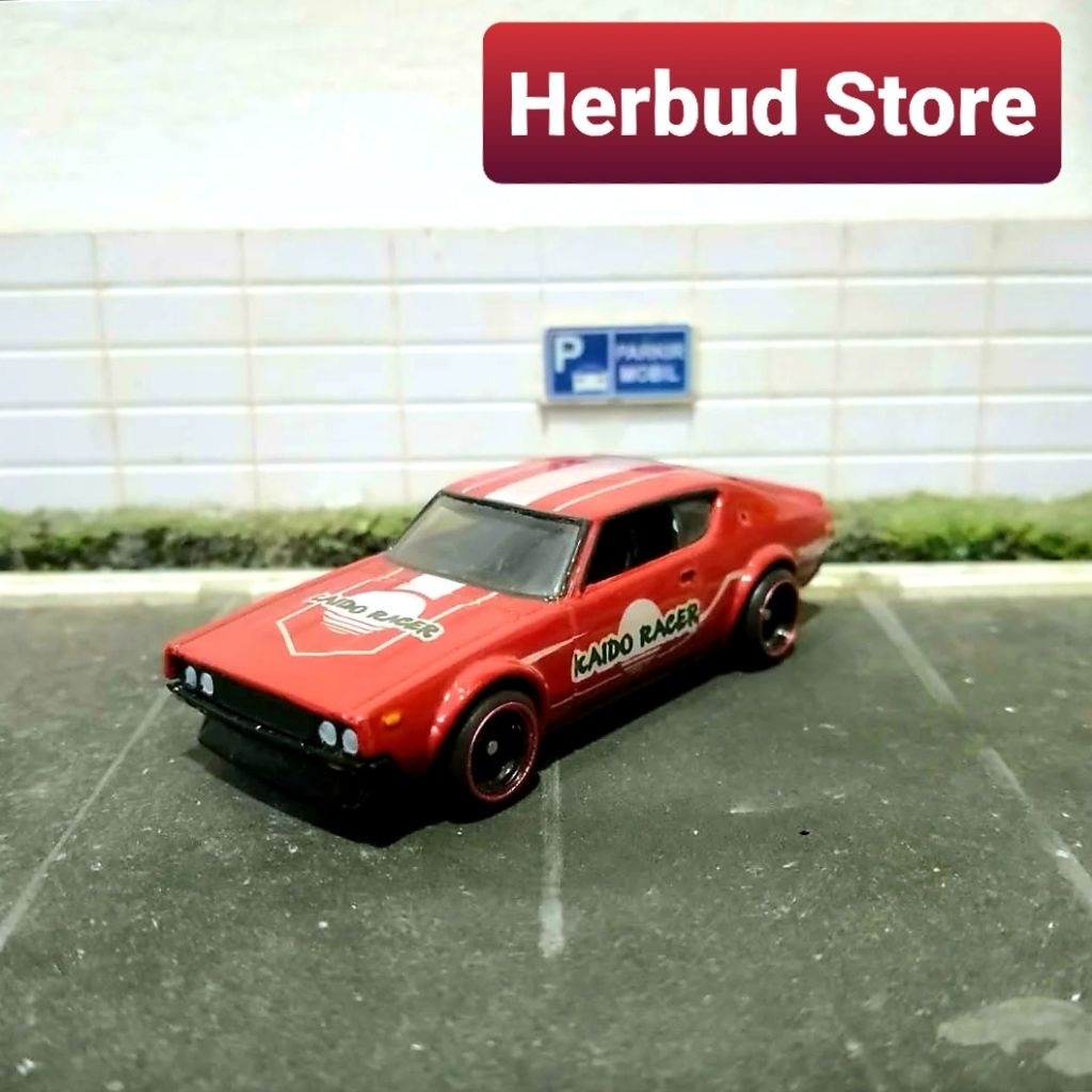 Hot Wheels Hotwheels HW Nissan Skyline 2000 GT-R Kenmeri Custom Tampo Kaido Racer Ban Karet Red Mera