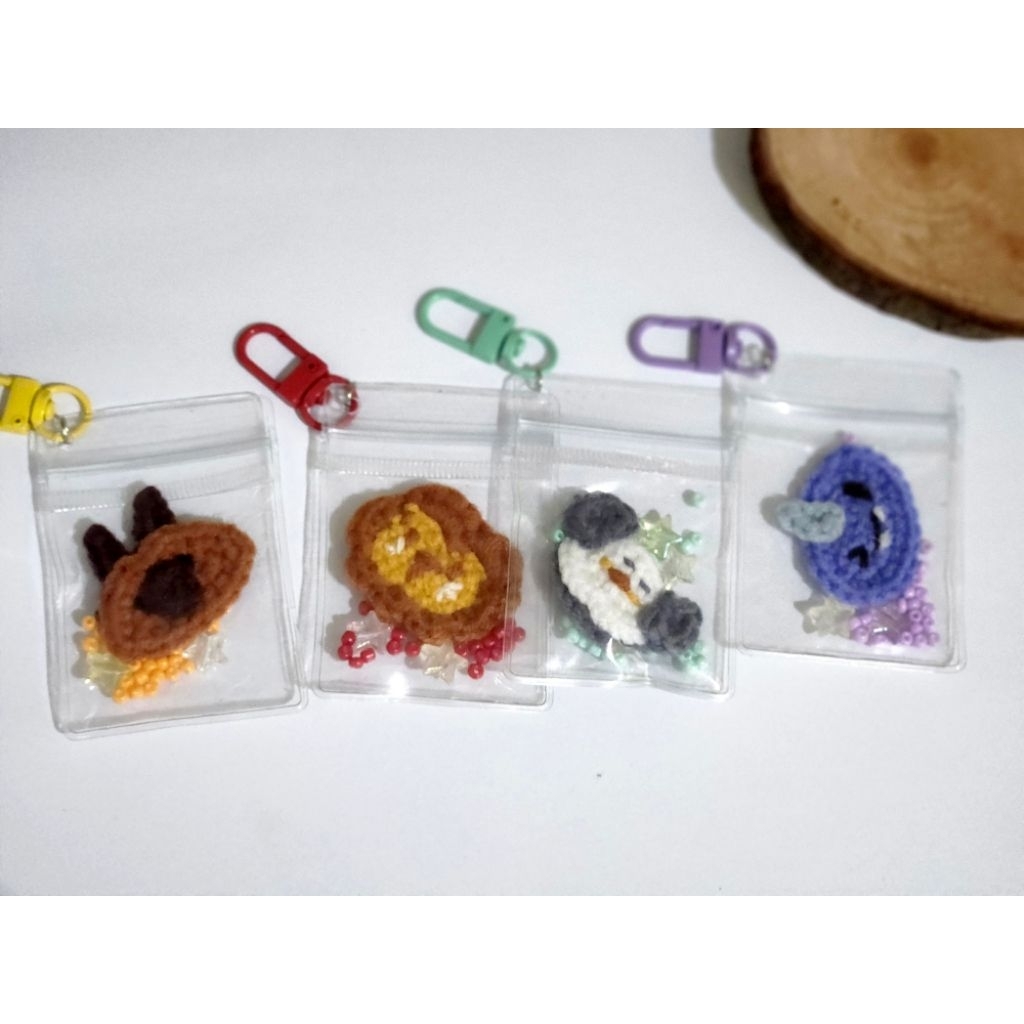 Tears of Themis Shaker Keychain