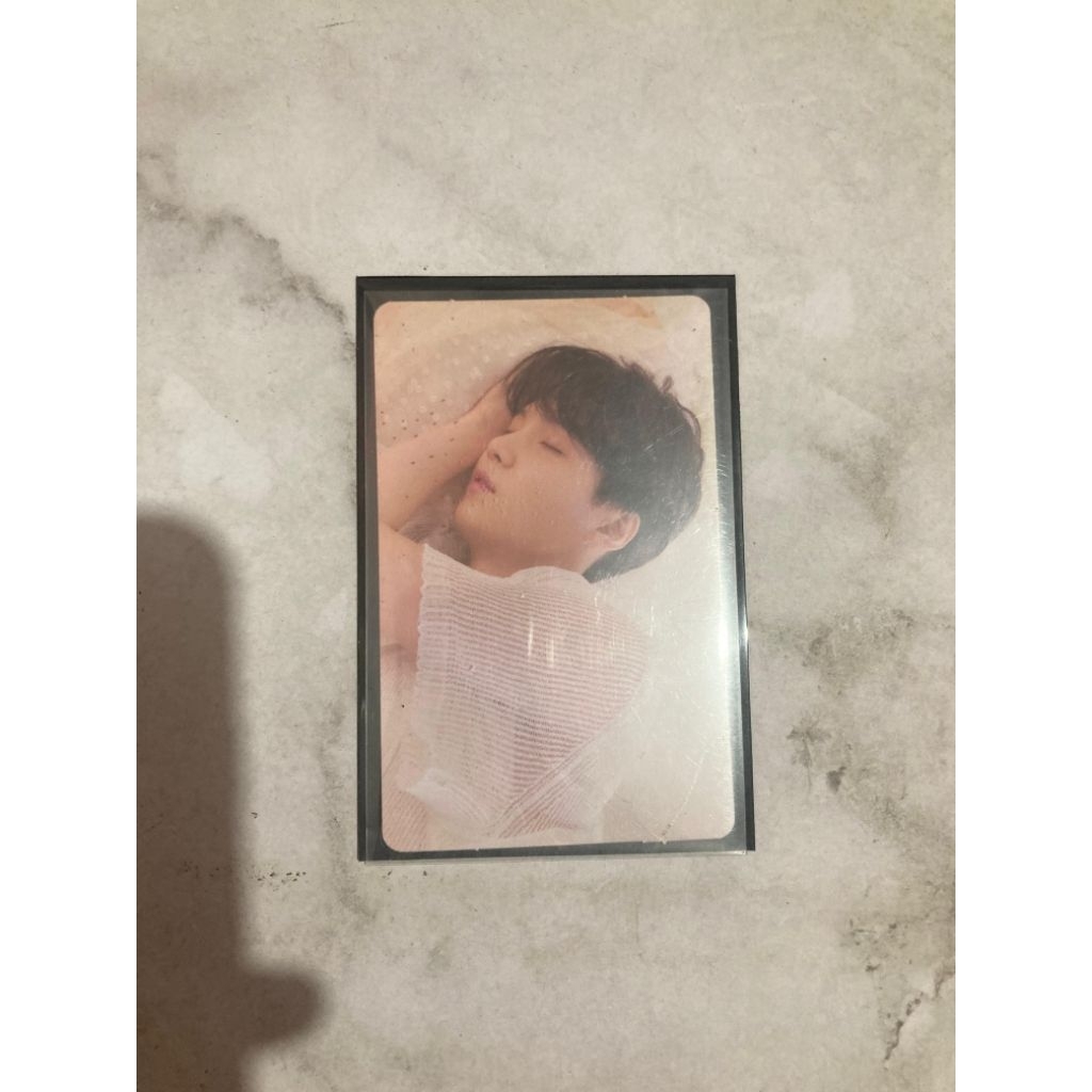 [READY STOCK] PHOTOCARD OFFICIAL YOONGI TEAR U YOONGI BOBO