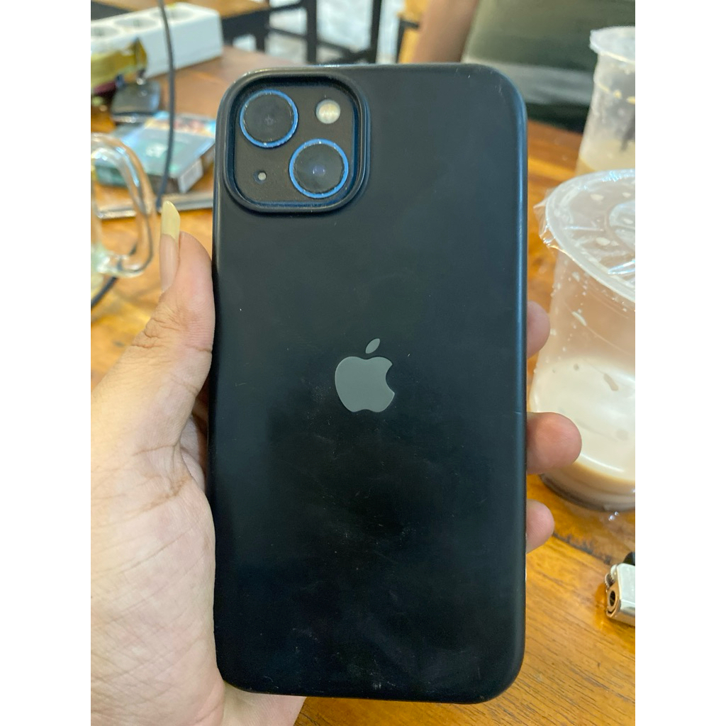 HP iphone 13 penyimpanan  128gb bekas