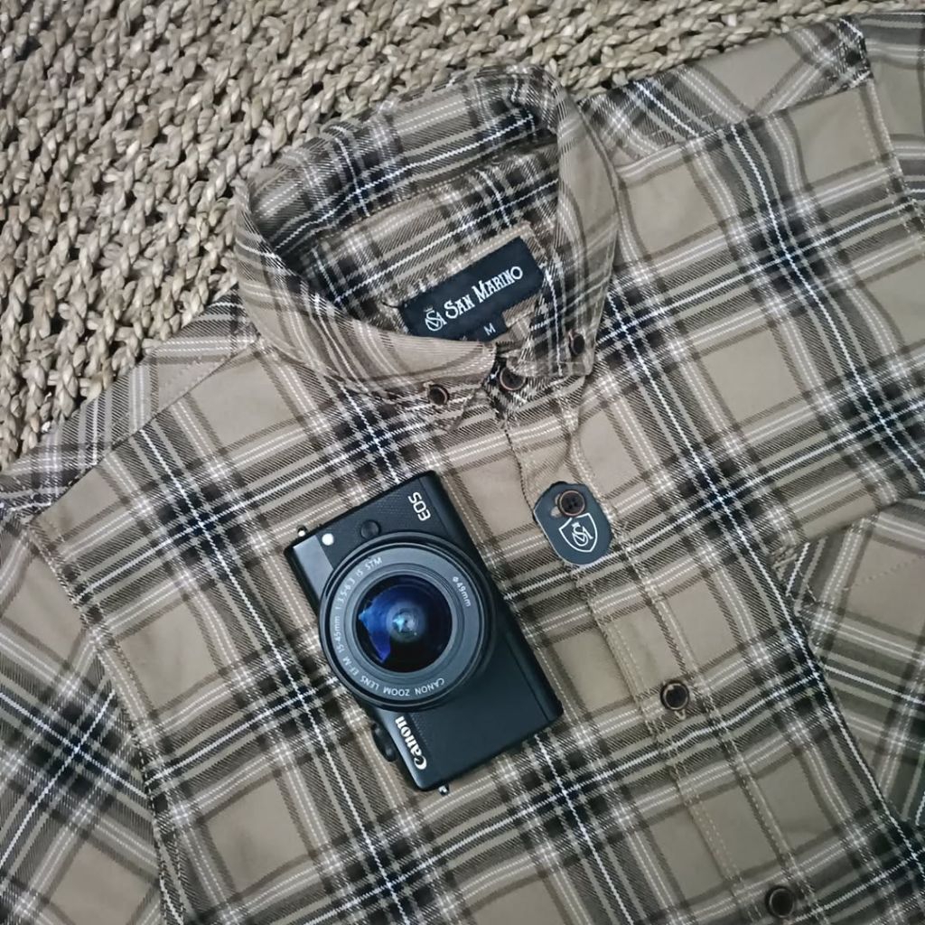 Kemeja Flanel F2D Lengan panjang semi wool premium