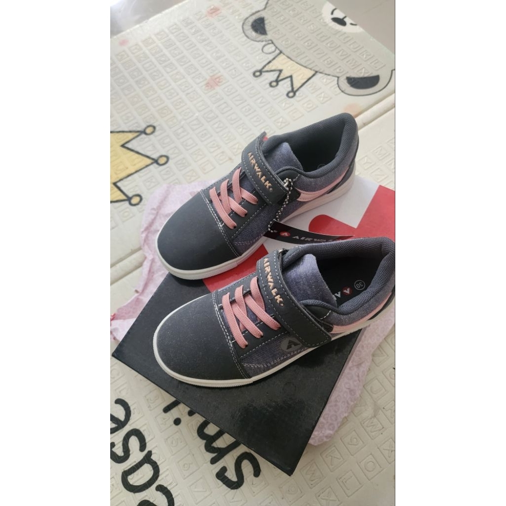SEPATU ANAK AIRWALK