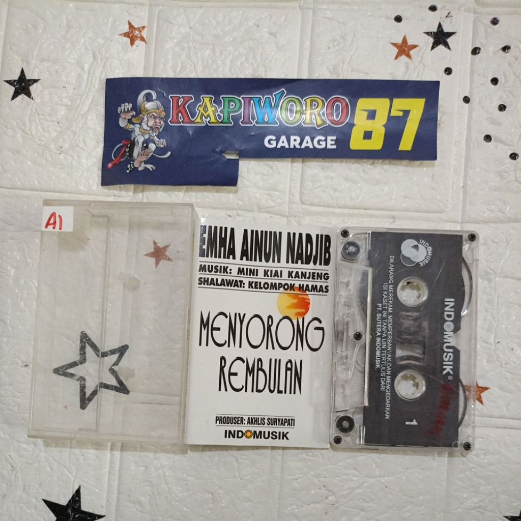 KASET PITA,,,EMHA AINUN NADJIB - MENYORONG REMBULAN