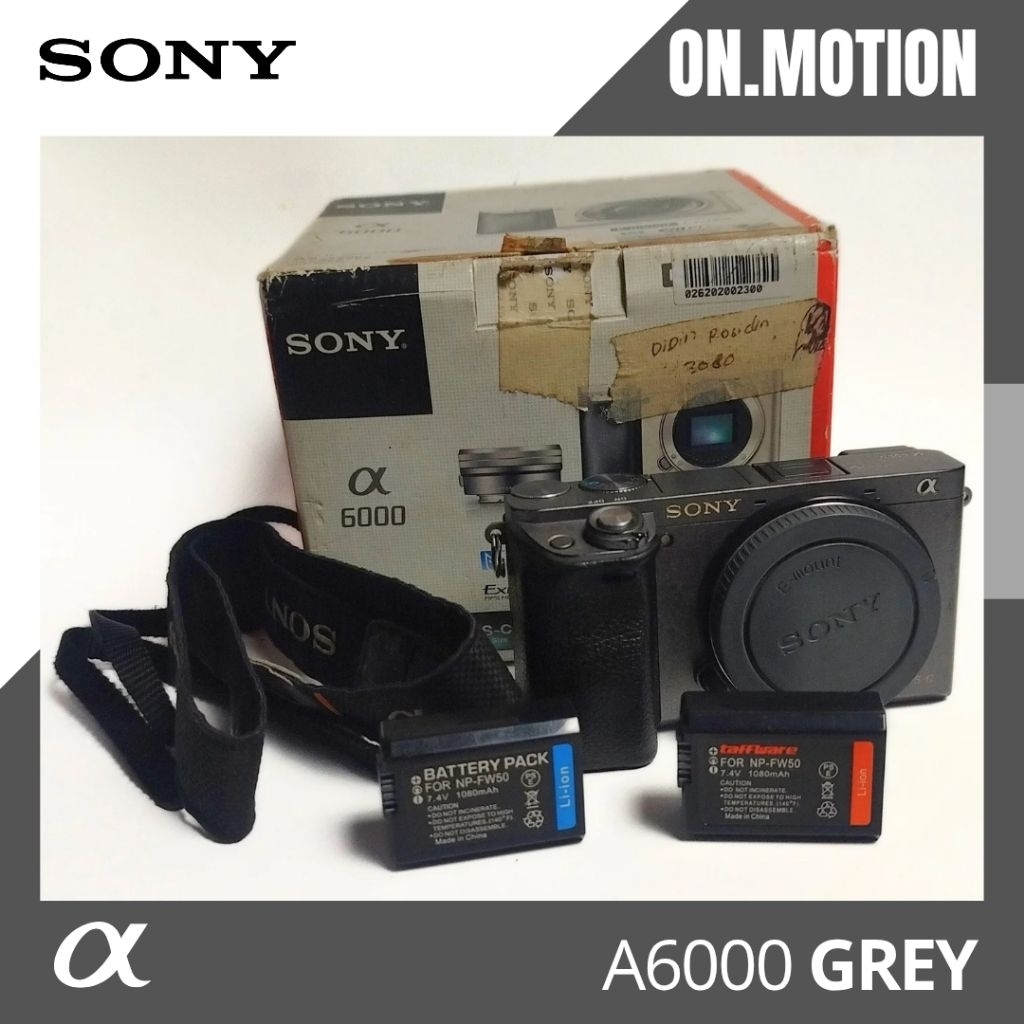 [SECOND] Sony A6000  Body Only Grey With Box