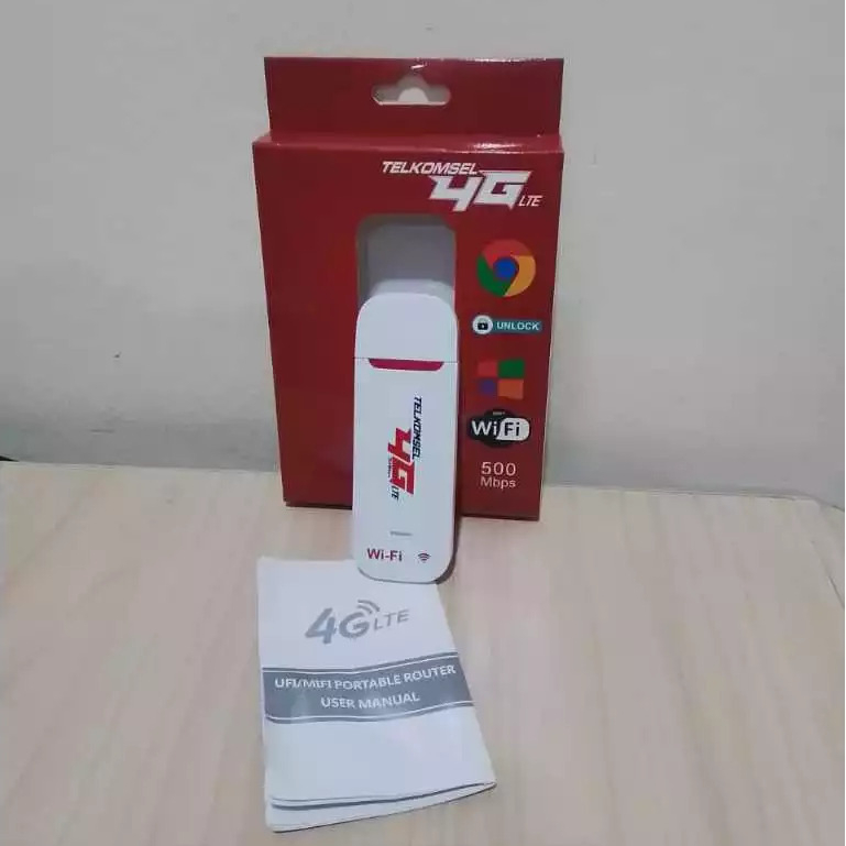 Modem USB 4G LTE 500Mbps All Operator Plug n Play Support Simcard 32GB