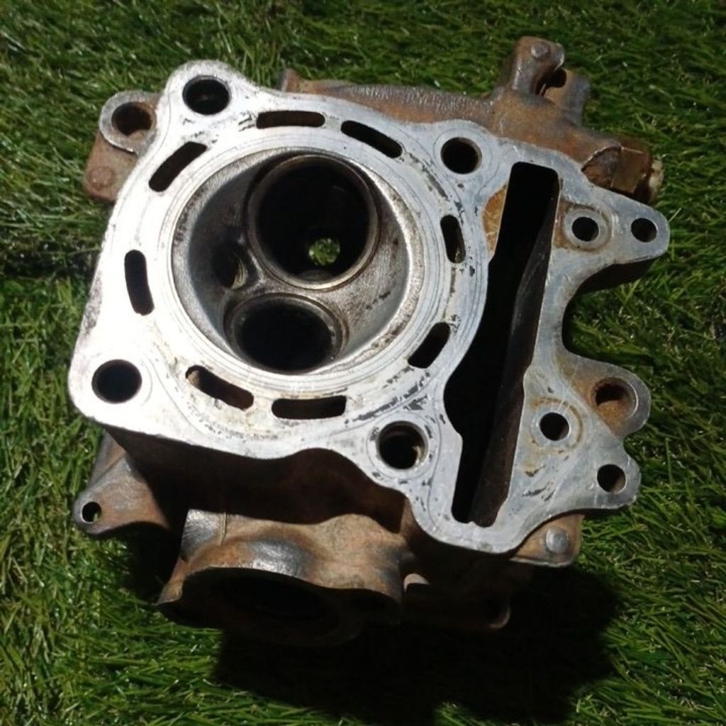 blok head vario 150 PCX 150 bahan kosongan original