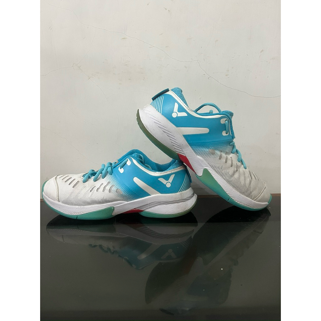 SEPATU BADMINTON @Victor_A670$ (size 40)