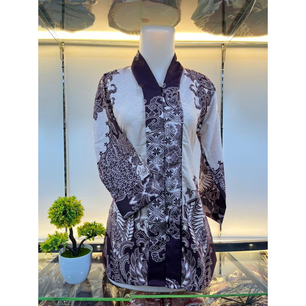 Blouse batik/ batik wanita model terbaru