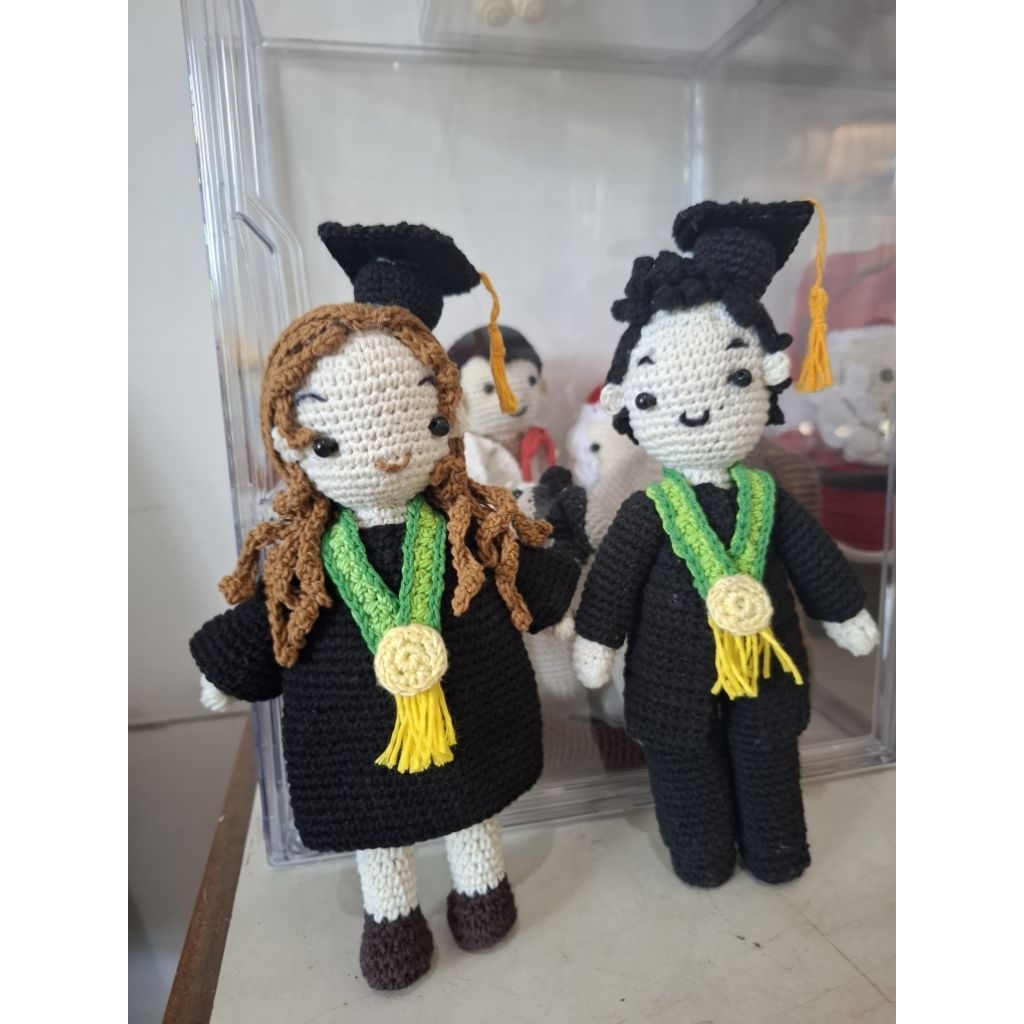 Amigurumi wisuda couple