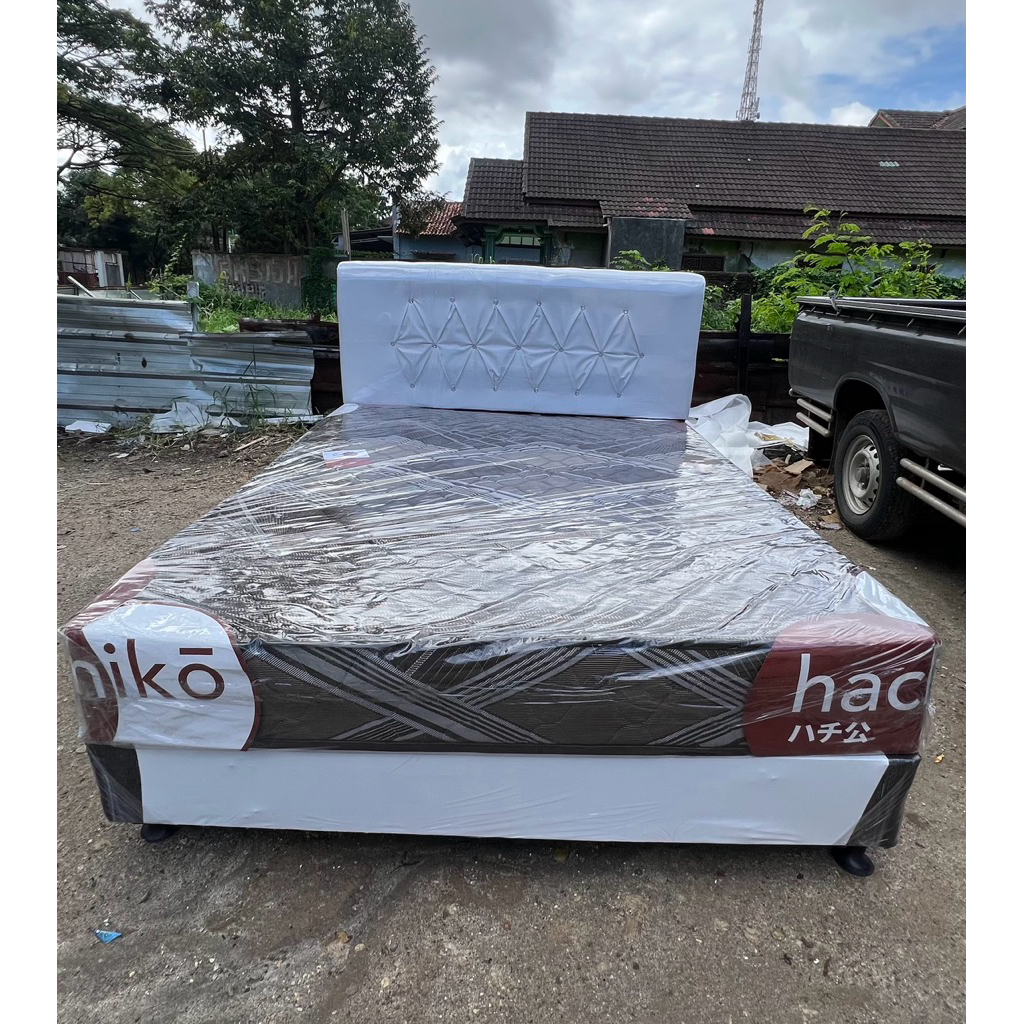 Satu Set Kasur Springbed Hachiko/Matras garansi 10 tahun
