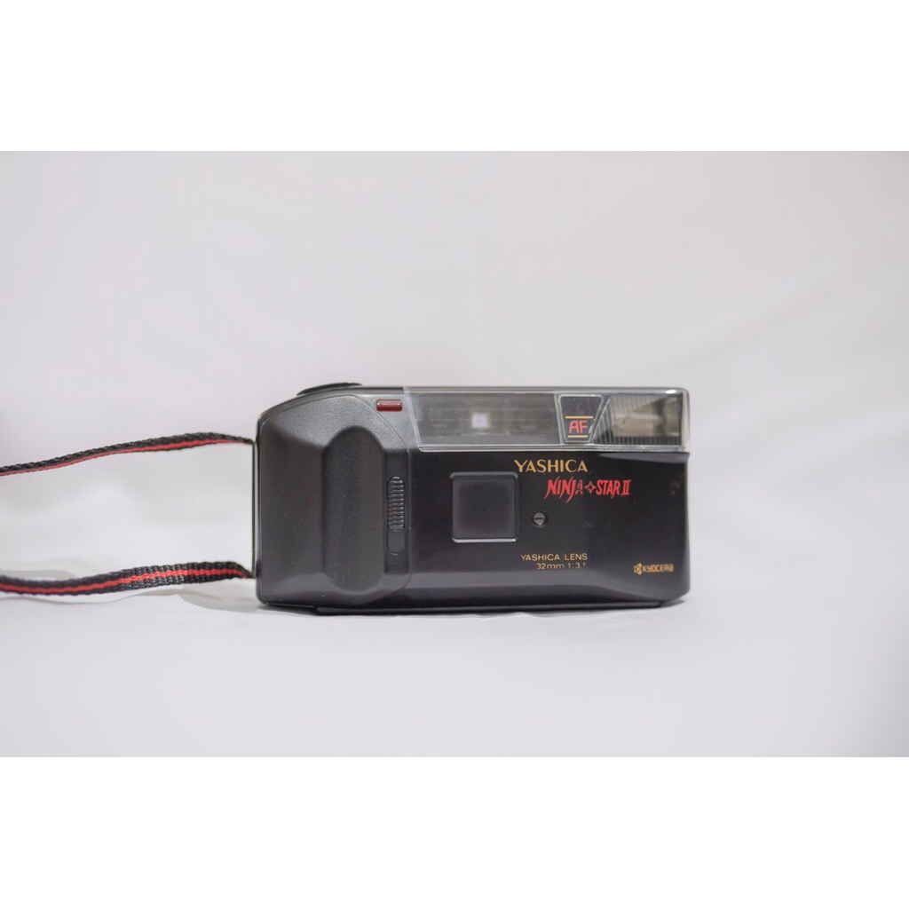 Kamera Analog YASHICA NINJA STAR II