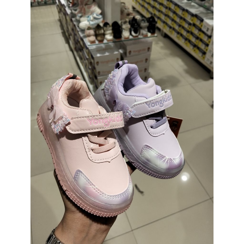 SNEAKERS LED YONGKIDZ KUPU KUPU LUCU ORIGINAL MATAHARI STORE