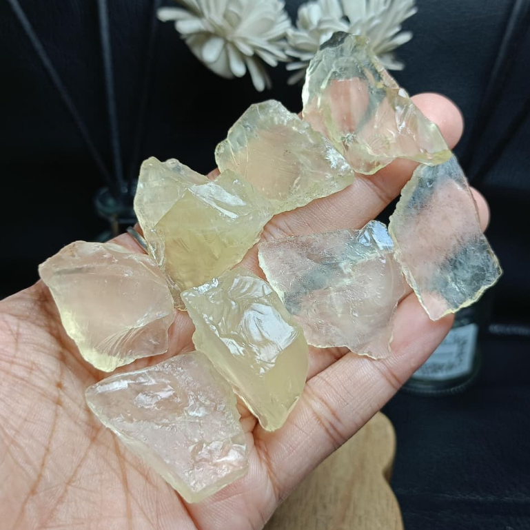 Rough Citrine Gemmy (14)
