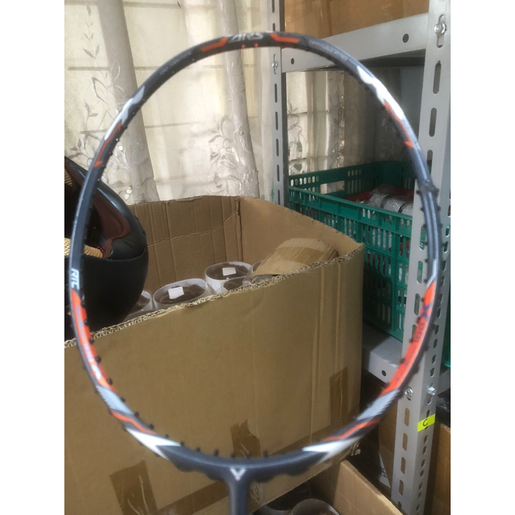 raket victor auraspeed